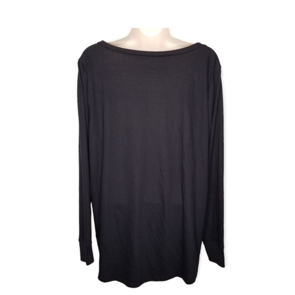 Torrid Classic Fit Plus Size V-Neck Black Long Sleeve Shirt Size 2 - Picture 3 of 4